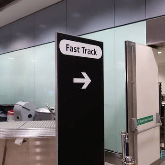 Dịch Vụ Vip Fast Track Tại Sân Bay Quốc Tế Đà Nẵng