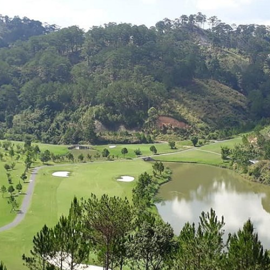 Sân Golf Đà Lạt  SAM Tuyền Lâm CC - 18 Hố,  Bao Gồm Phí Green, Phí Caddy Và Phí Xe Điện
