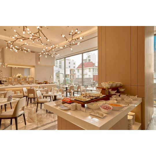 Khách sạn Adamas Boutique Nha Trang