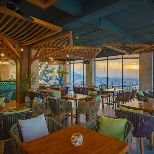 Khách Sạn Seaesta Nha Trang