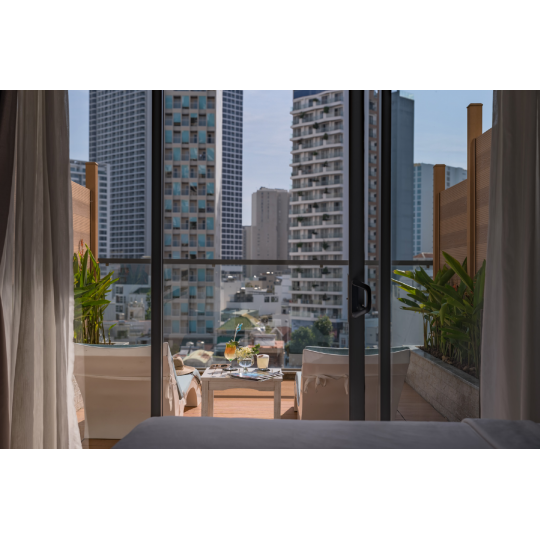 Khách Sạn Seaesta Nha Trang