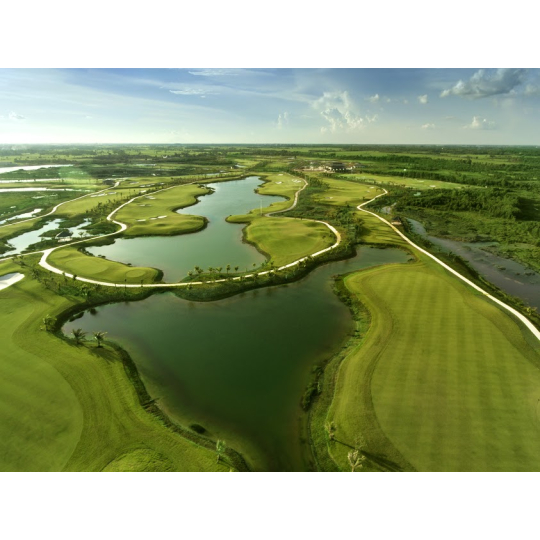 West Lakes Golf & Villas – Sân golf Hồ Chí Minh