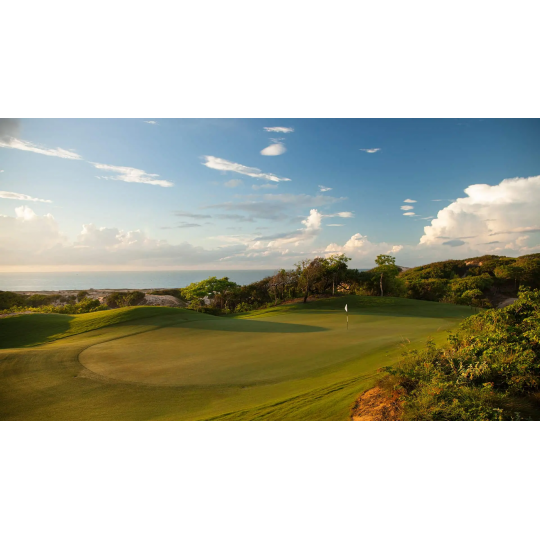 Sân Golf The Bluffs Grand Ho Tram