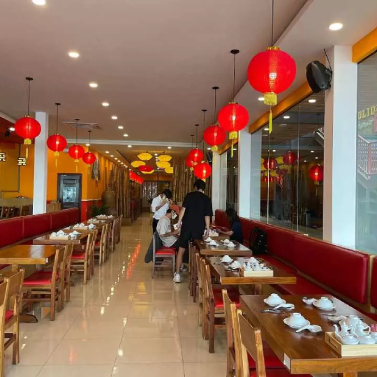 Phu Quoc Grand World Must-Try Restaurant – Peking Duck Meal Package Voucher