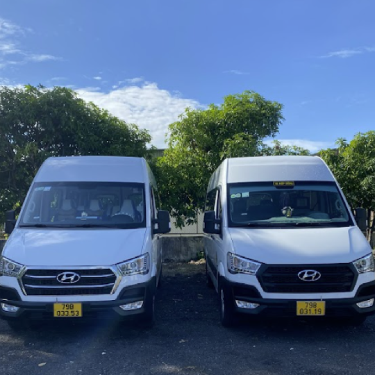 Dịch Vụ Đưa Đón Sân Bay Tân Sơn Nhất - Xe Riêng Một Chiều Hoặc Khứ Hồi